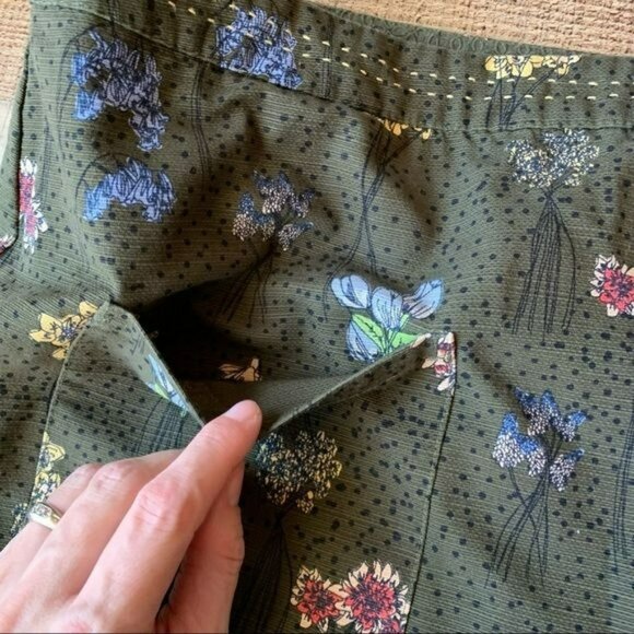 Vintage White plus size stuff skirt green flower knee length - Picture 8 of 9